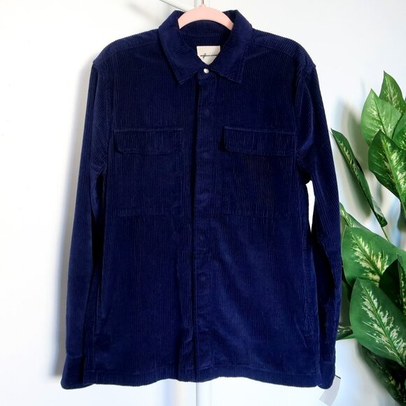 American Eagle Outfitters Tops - American Eagle Blue Corduroy Oversized Button Up Long Sleeve Trucker Shirt M